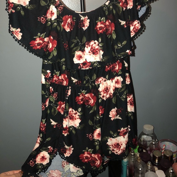 Rue 21 Romper!! - Picture 1 of 3